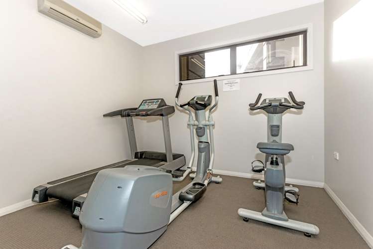 211/2 Reads Quay Gisborne_19