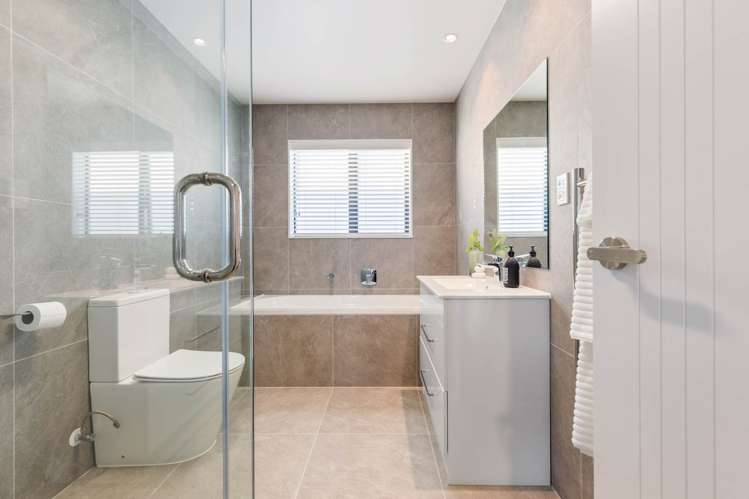 26 Paparahi Place Orewa_23