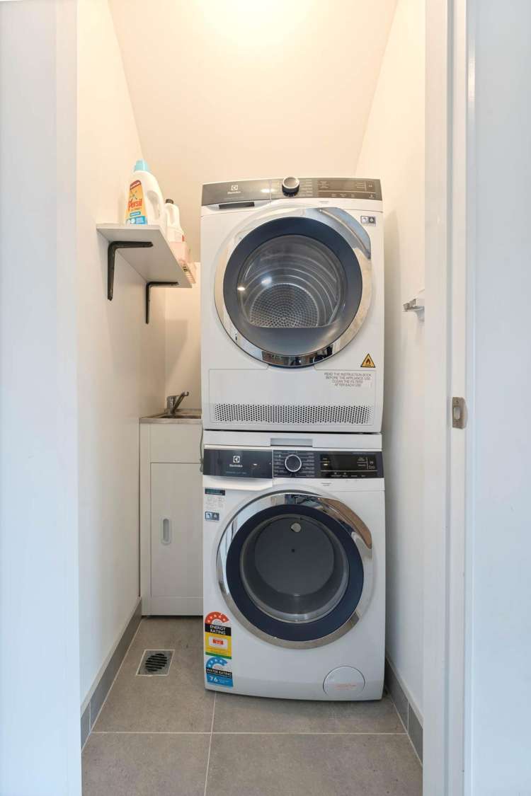 16 Hiki Street Hobsonville_17