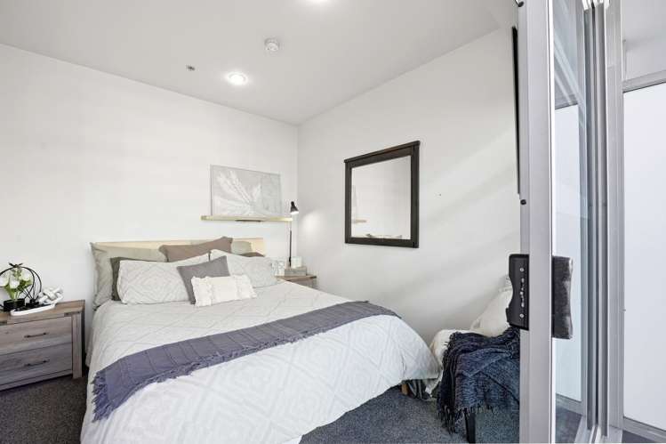 2/602 Beach Road Auckland Central_9
