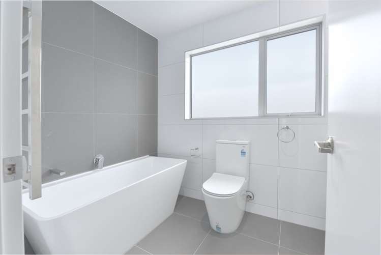 169C Wallace Road Mangere Bridge_10