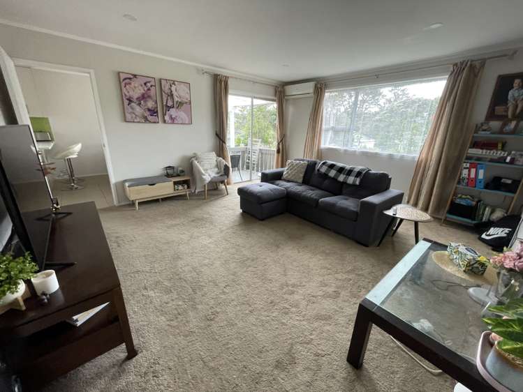 24 Onedin Place Titirangi_1