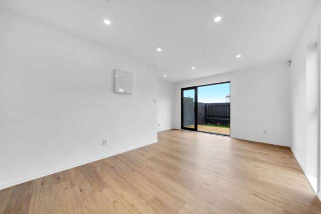 9/21 Tennessee Avenue Mangere East_4