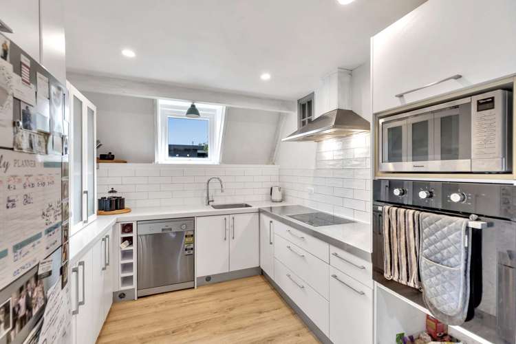 12 Mckenzie Place Waikuku Beach_2