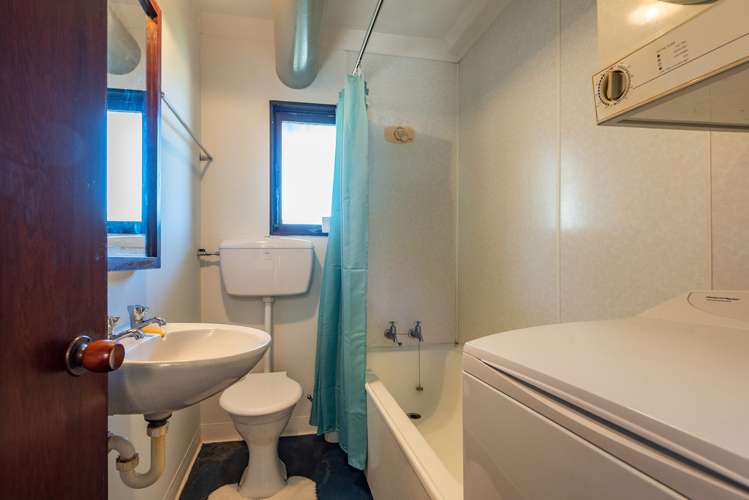 49/46 Hiropi Street Newtown_8