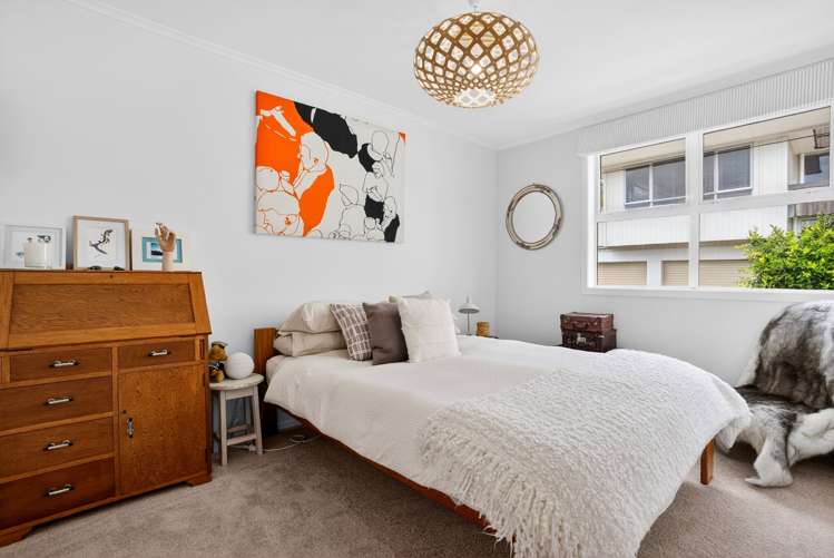 2/35 Rangitoto Terrace Milford_18