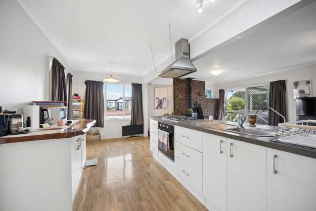 13 Gladfield Lane Te Atatu Peninsula_4