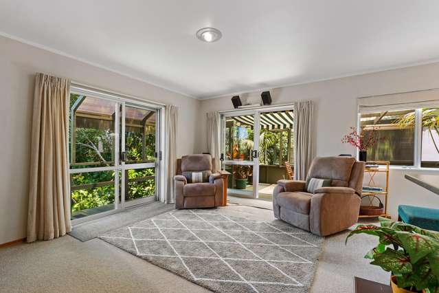52A Moffat Road Red Beach_3