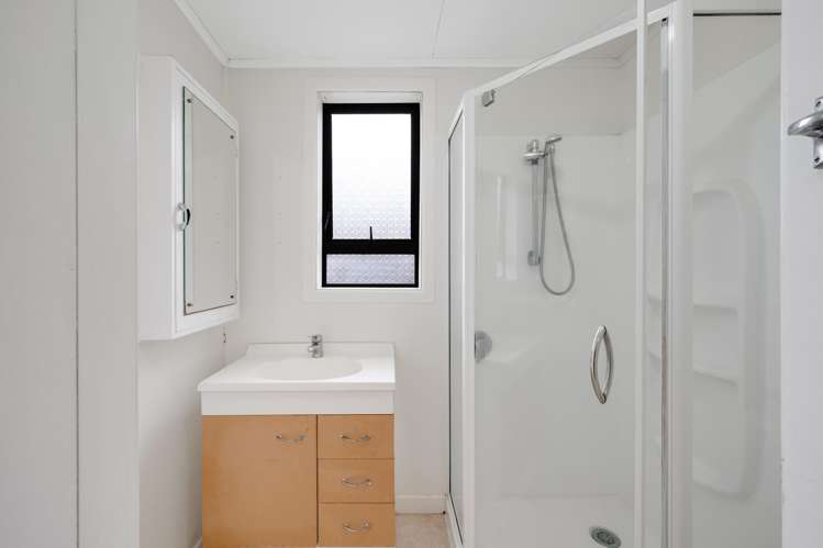9 The Esplanade Eastern Beach_19