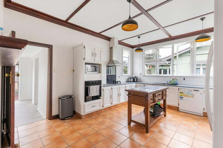 21a Shamrock Street Takaro_10