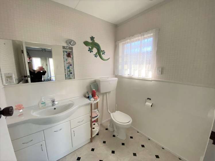 6 Cullen Crescent Tokoroa_14