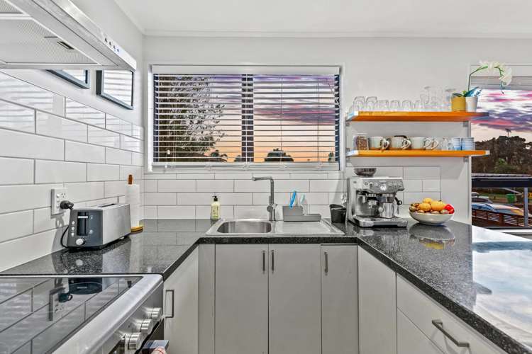 2/239 Waitemata Drive Ranui_6