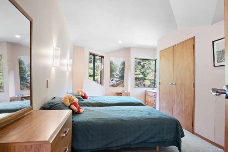 36 Stoney Creek Drive Waitakere_12