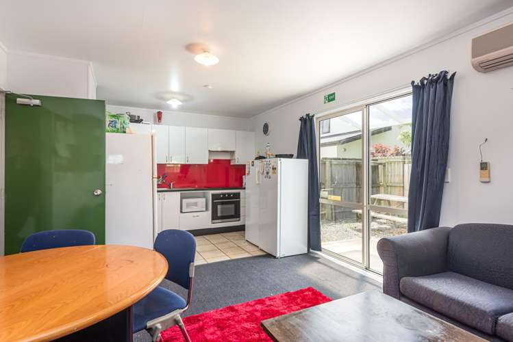 2-3/91 Brockworth Place Riccarton_12
