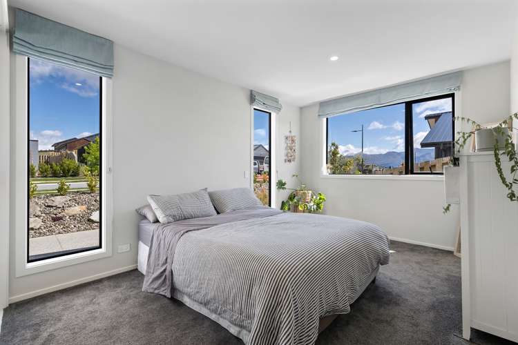 8 Linnburn Road Wanaka_14