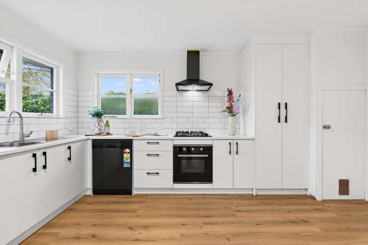 16 Fenwick Crescent Hillcrest_14