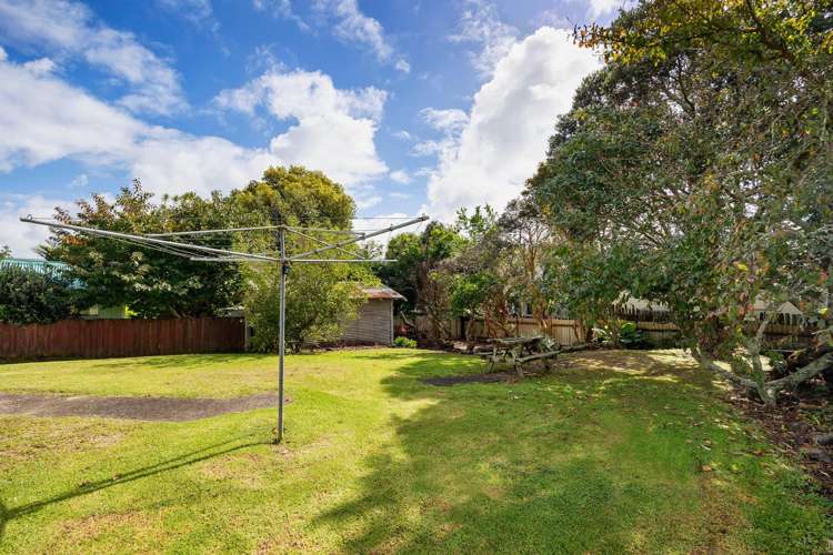 54 Lloyd Avenue Mount Albert_25