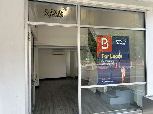 Boutique Clive Square for lease