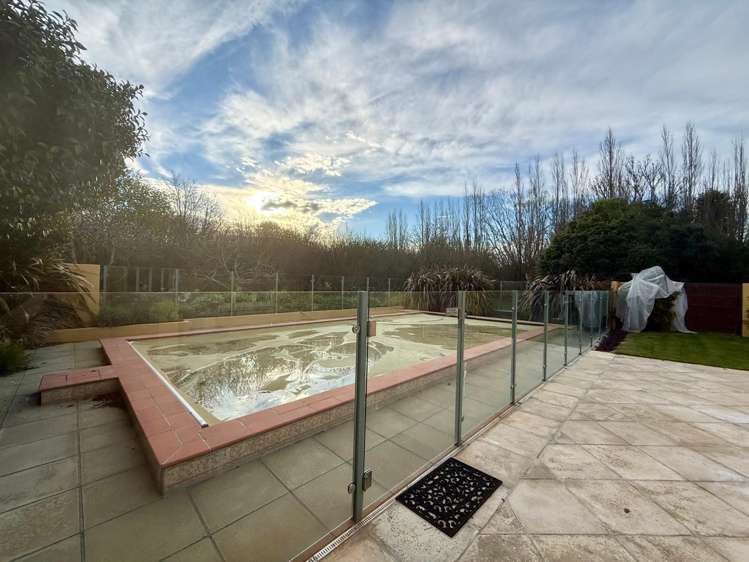 279 Wooldridge Rd Harewood_32