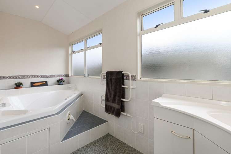 39 Pooles Road Greerton_25