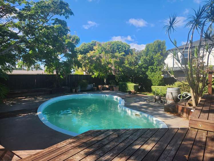 85 Hutchinsons Road Bucklands Beach_10