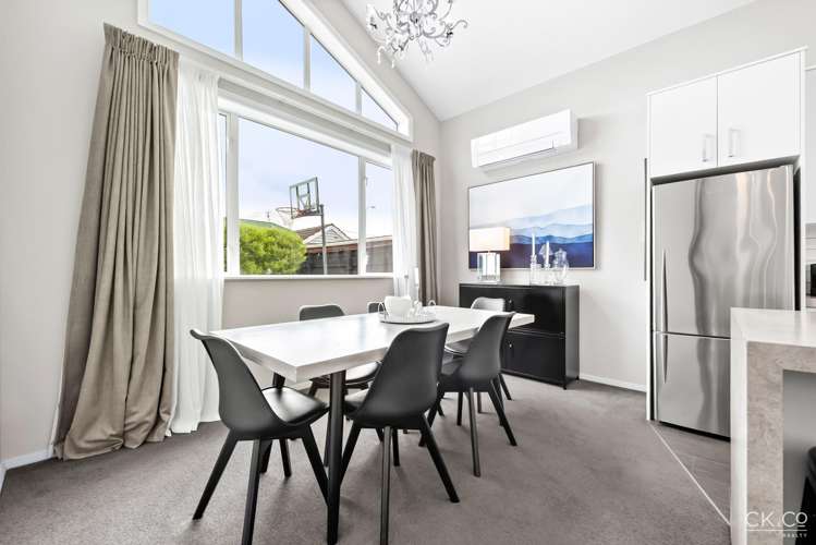 13 John Street Trentham_14