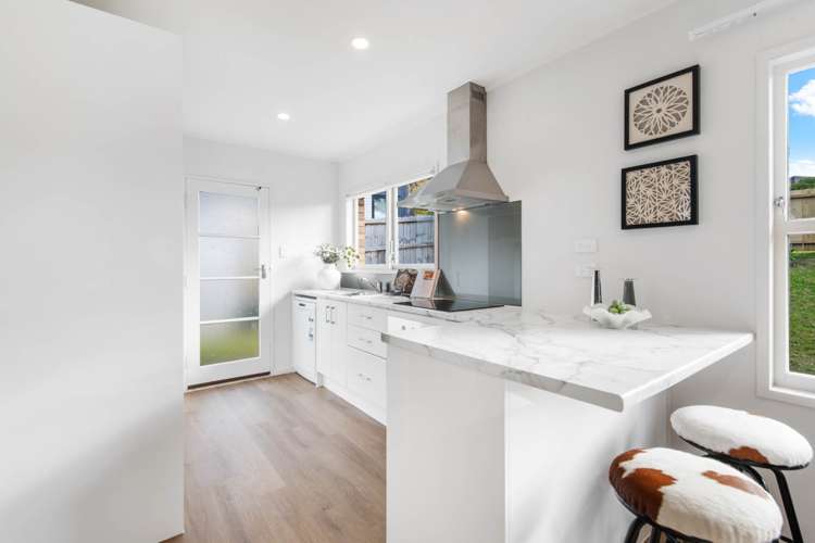 1/11 Broadview Place Howick_10
