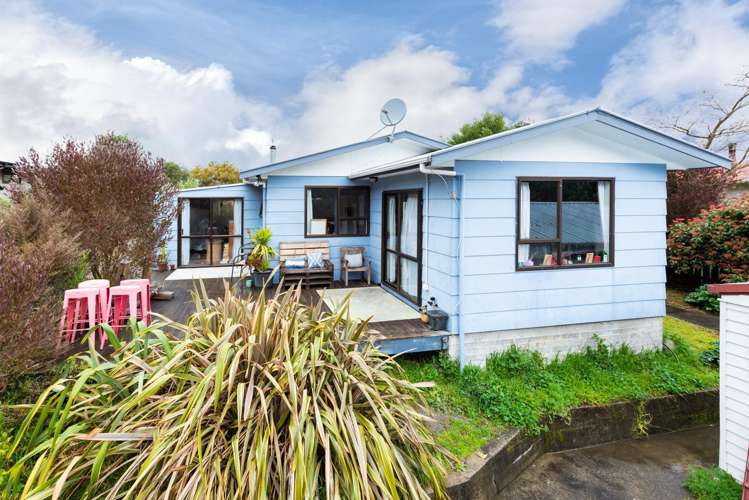 9 Ngaio Street Rarangi_13