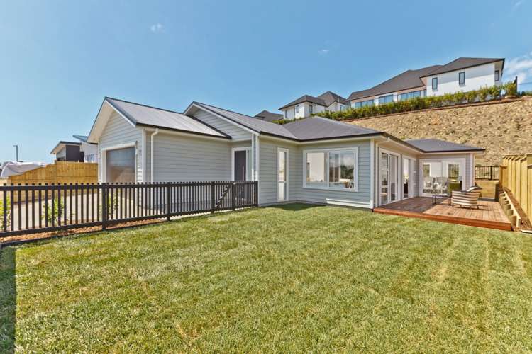 88 Arran Point Parade Orewa_0