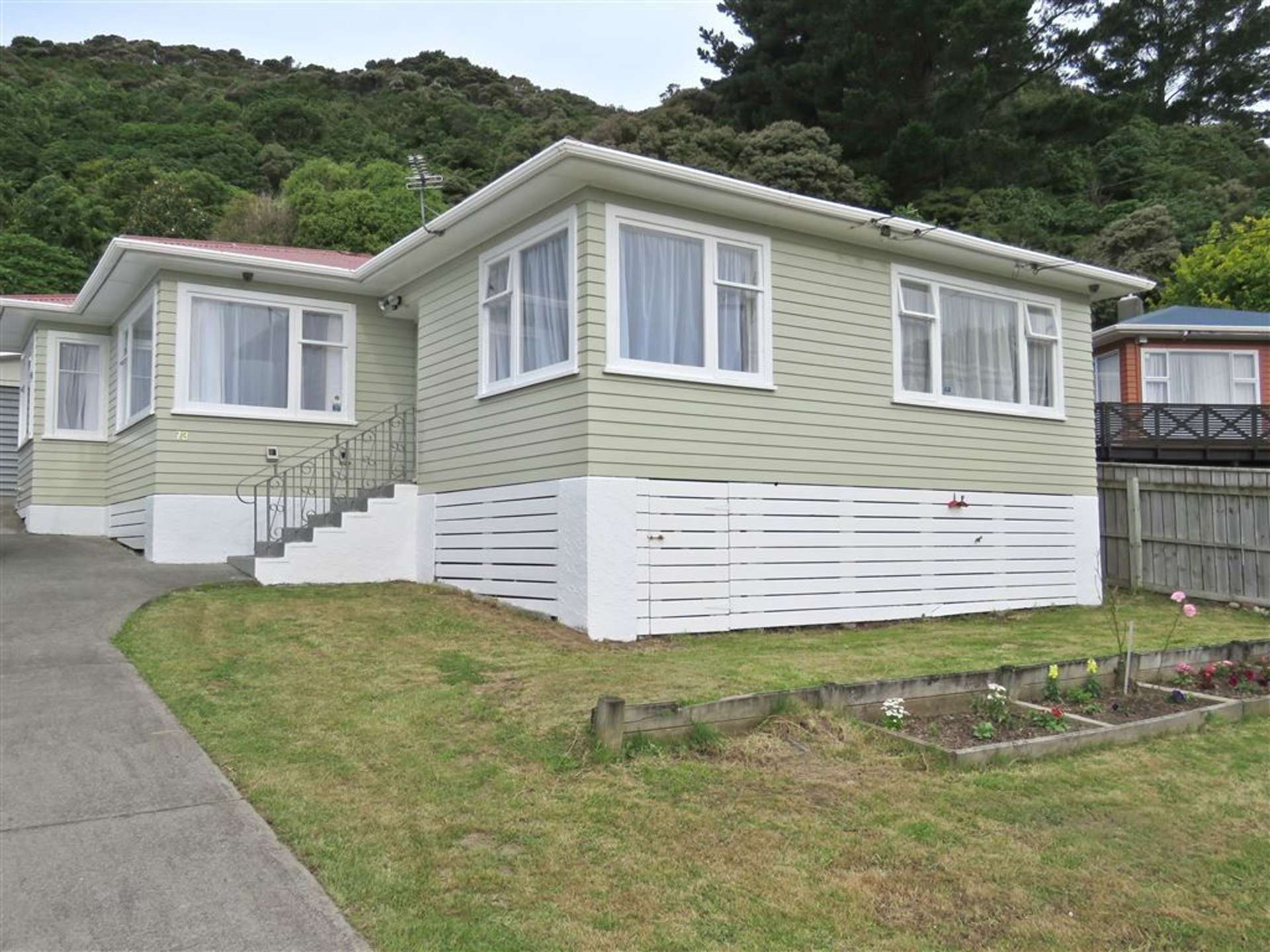 73 Petrie Street Wainuiomata_0