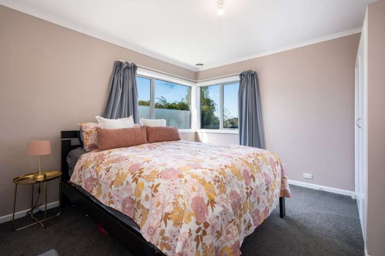 5 Freyberg Road Fairfield_11