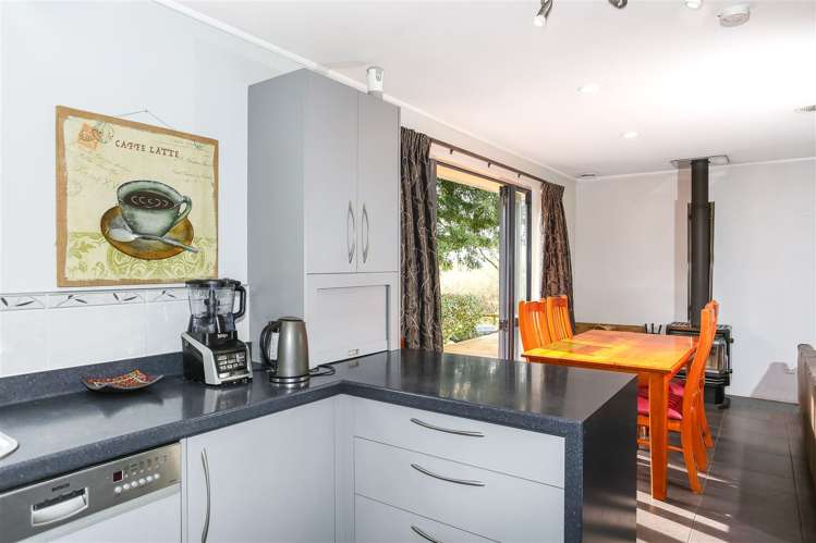 1107 Churchill Road Pukekawa_16