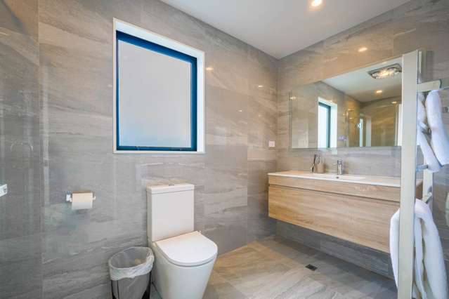 1/53 Aranui Road Mount Wellington_4