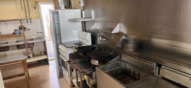 217 the Parade Island Bay_2