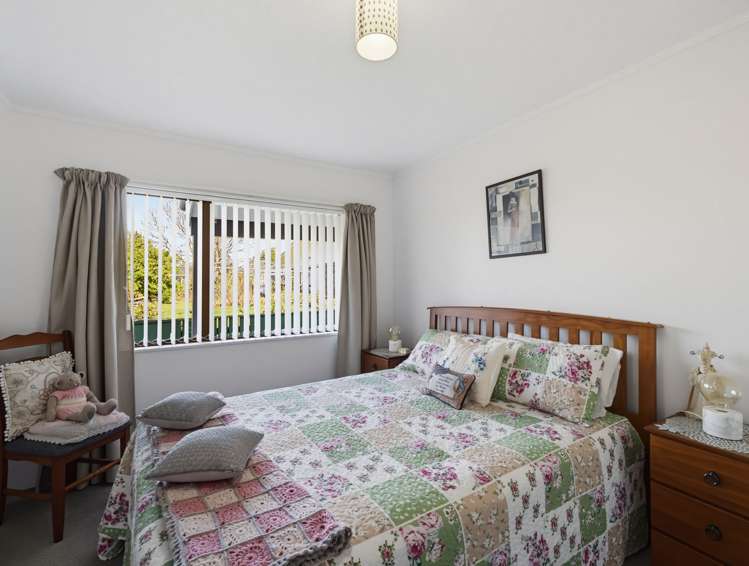 10 Fern Grove Taradale_9