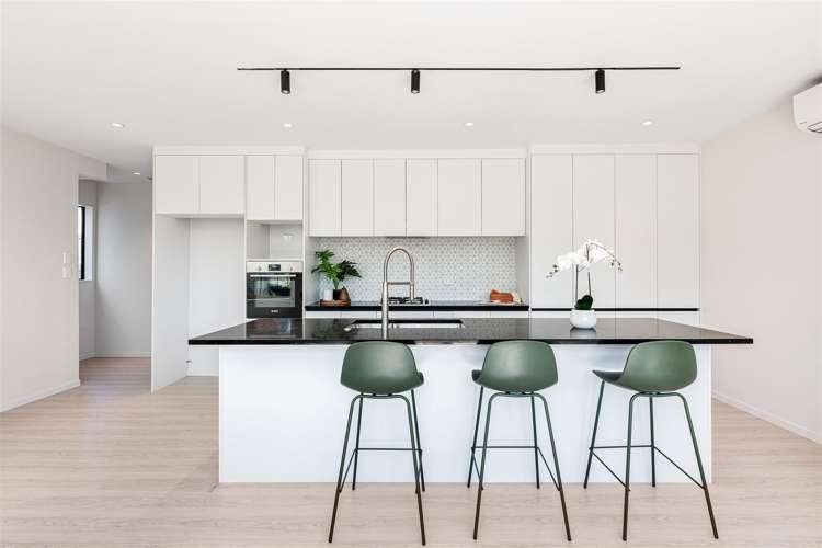 14c Firth Road Torbay_16