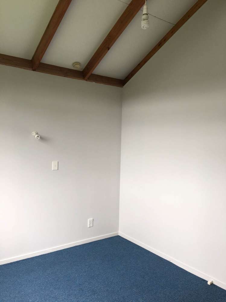 11B Helicon Place Sunnynook_9