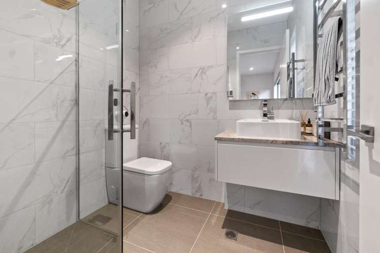 8/28 Koraha Street Remuera_15
