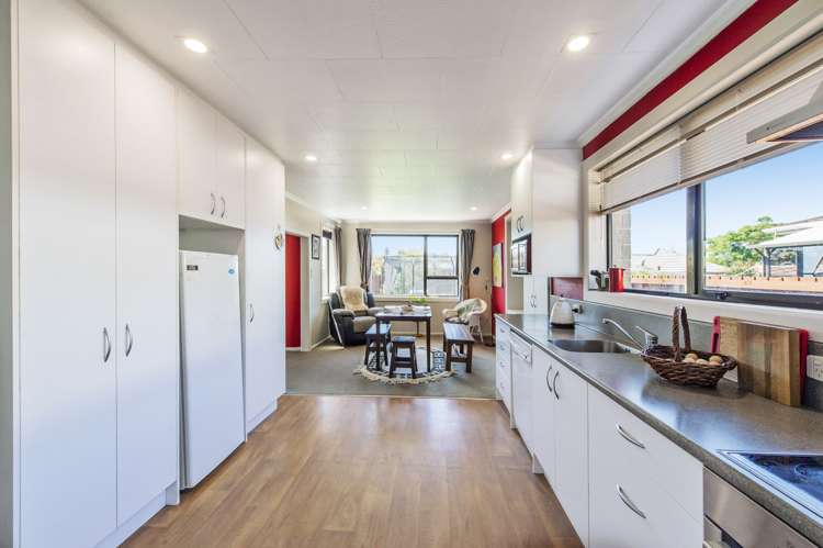 48 Buchanans Road Hei Hei_4