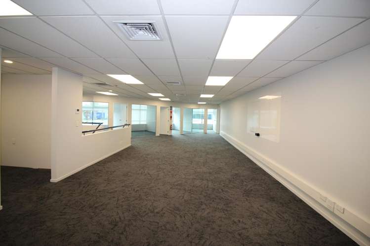 2/6 Piermark Drive Albany_13