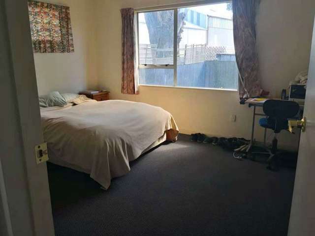 4  Bedroom Student Accommodation