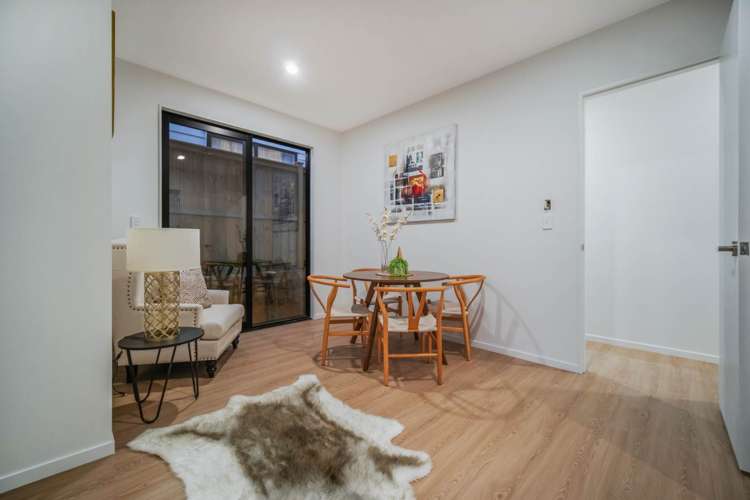 5 Uru Drive Flat Bush_13