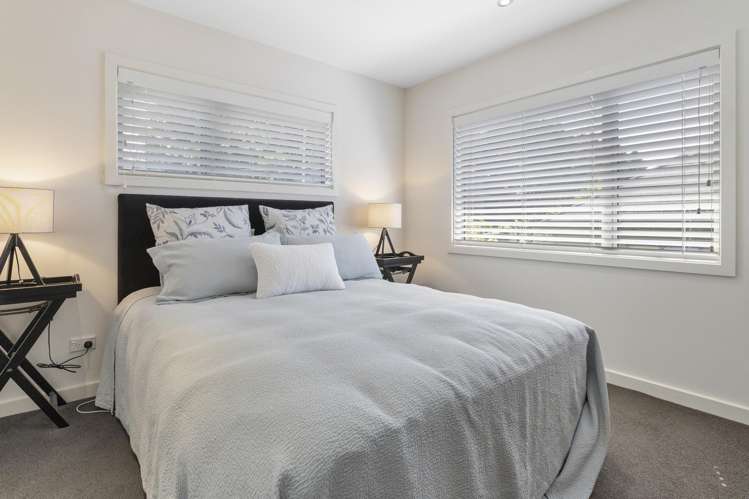 1/12 Sunset Street Hilltop_16