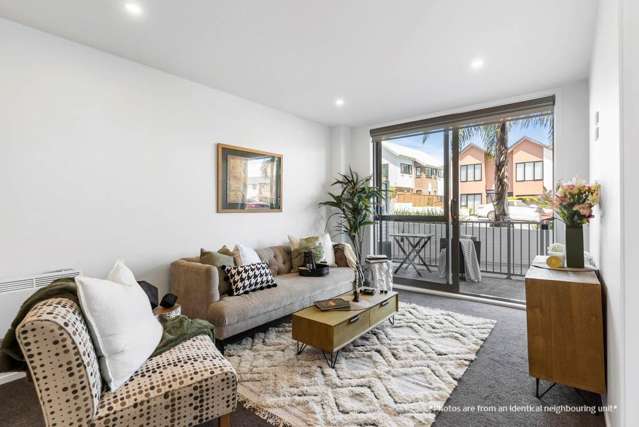 22/17 Link Crescent Stanmore Bay_1