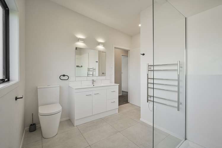 68 Middle Road Havelock North_5