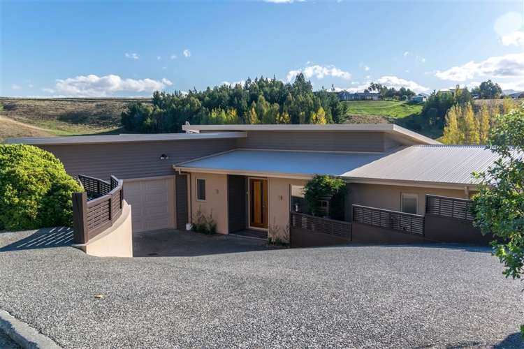 16 Lake View Place Fairhall_21