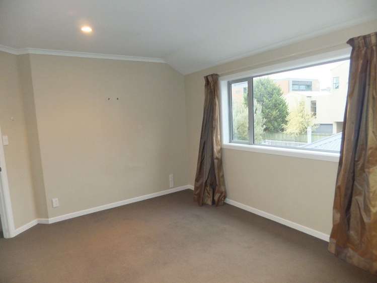 15b Grove Road Addington_14