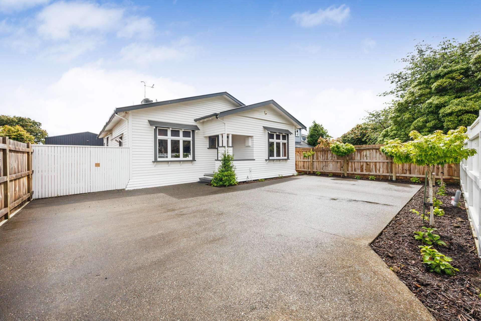 16 Annandale Avenue Takaro_0