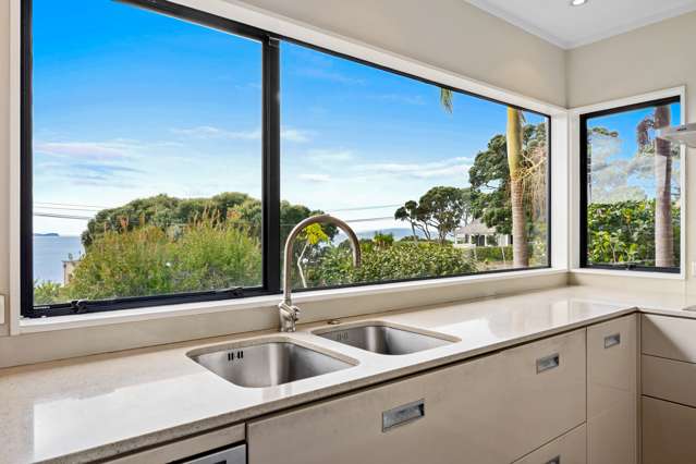 2/54 Churchill Road Murrays Bay_3