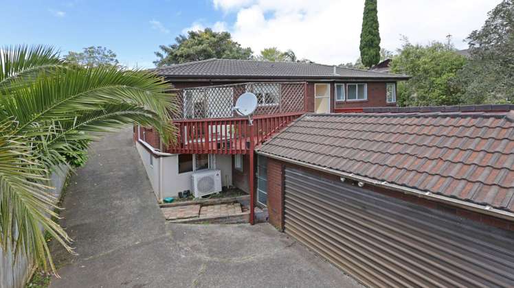 9 Leo Street Glen Eden_29
